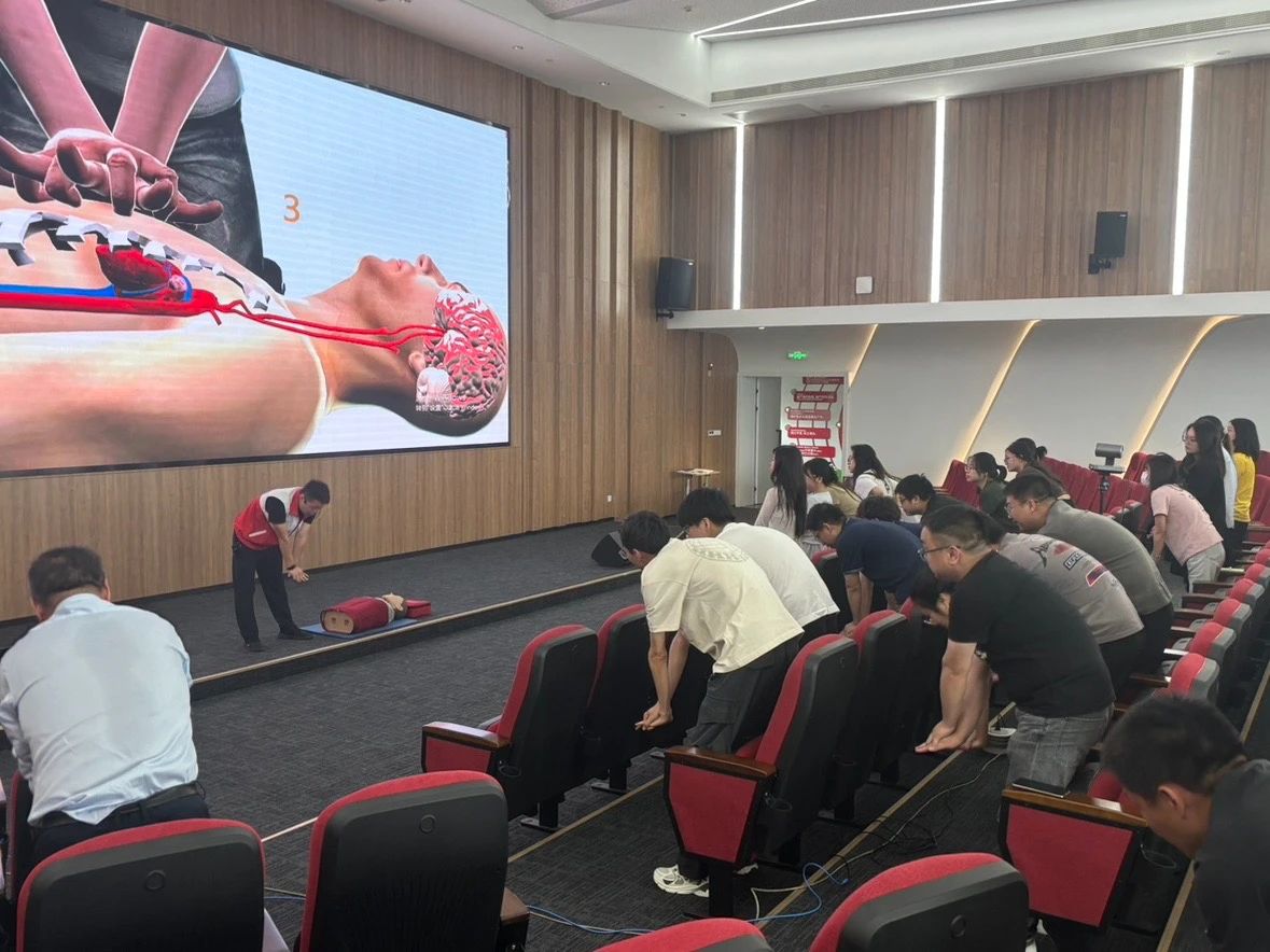 1753326986776831.jpg 1753326986776831.jpg